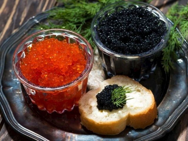 İşte Bu Yüzden Havyar Çok Pahalı. ( KİLOSU 100.000 TL )