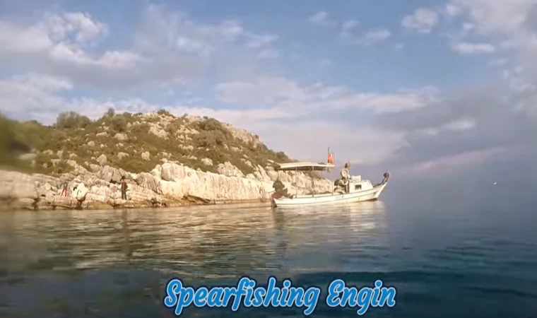 İNANILMAZ GÖRÜNTÜLER YAKALADIM Bulut Kümesi Gibi Yüzen Levrekler