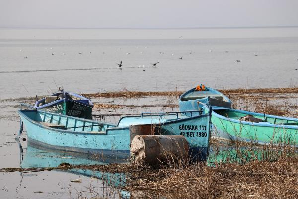 Suyu 50 metre çekilen Beyşehir Gölü kan ağlıyor