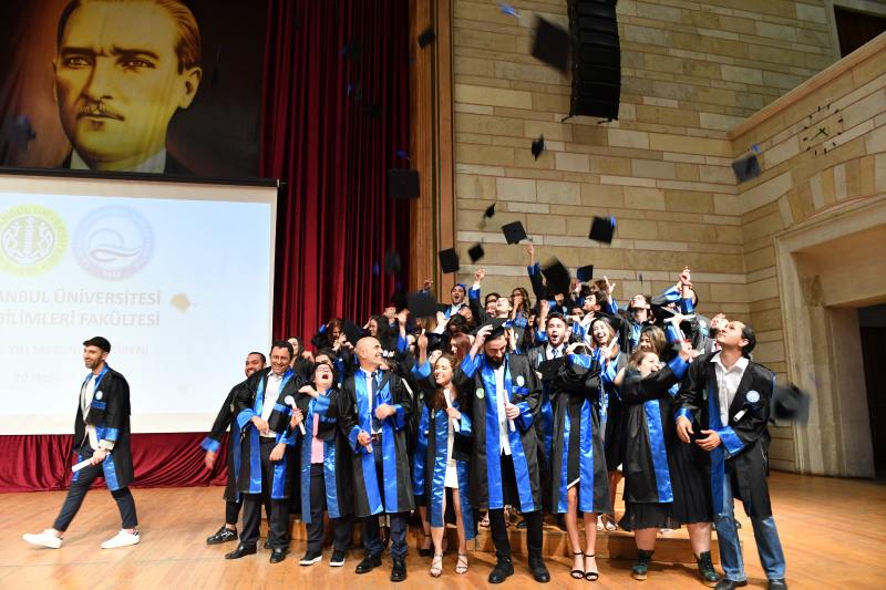 İstanbul Üniversitesi Su Bilimleri Fakültesinde mezuniyet töreni