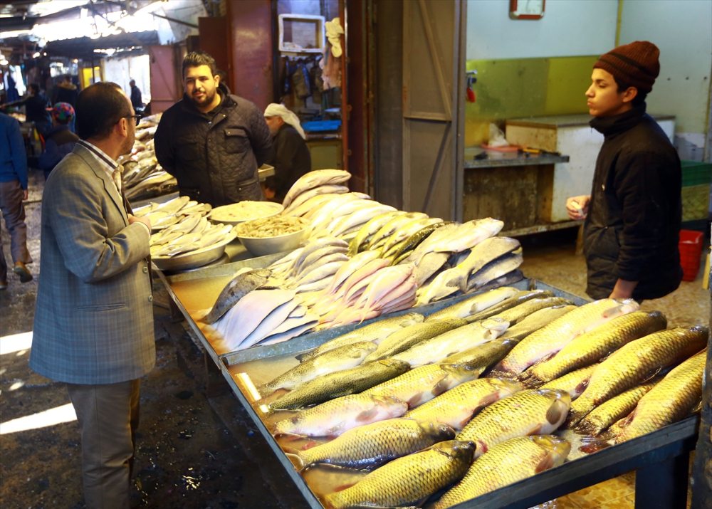 Basra'da Balık Pazarı