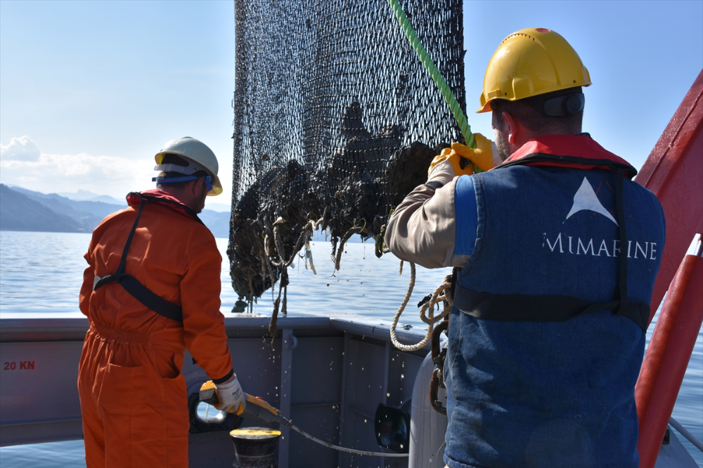 KTÜ'nün deniz çöplerinin azaltılması amacıyla hazırladığı LitOUTer Projesi sona erdi