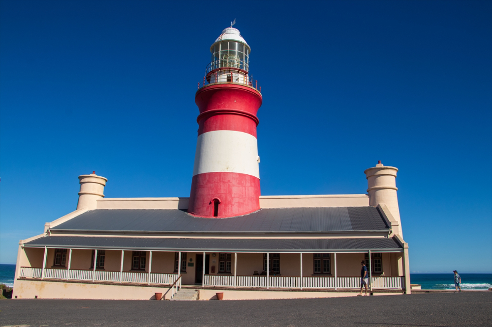 Afrika'nın en güney noktasında, okyanusların kesiştiği yer: Agulhas Burnu