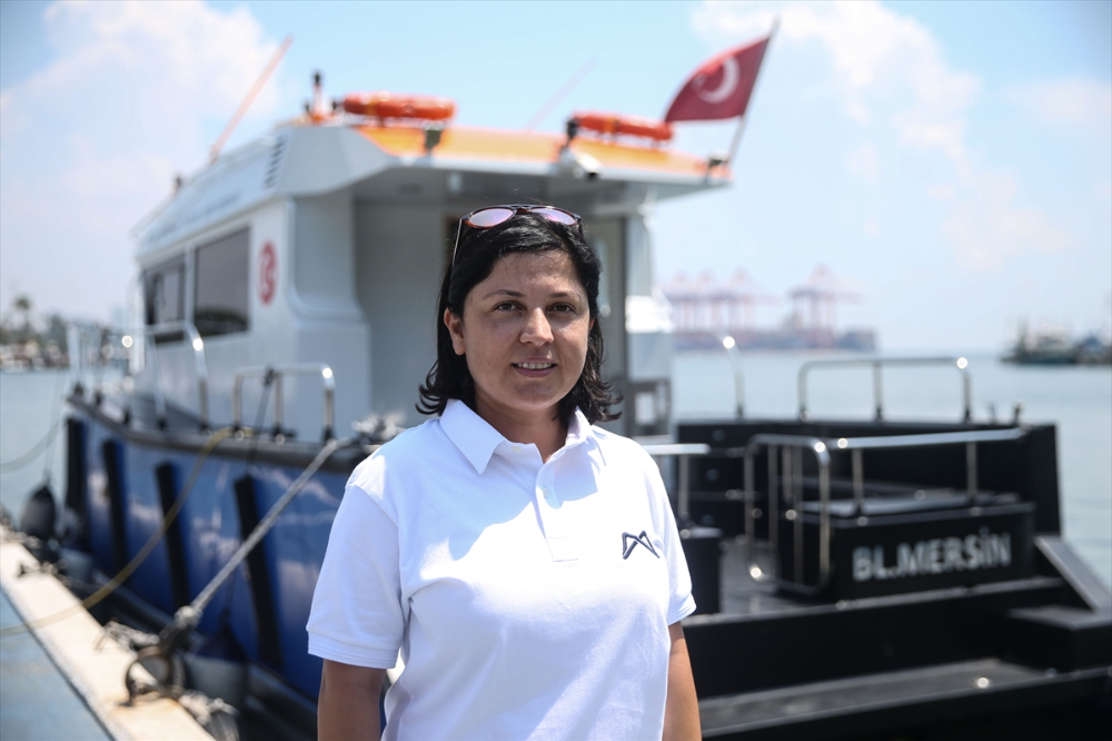 Mersin'de deniz temizliği için gemilerin denetlenmesine devam ediliyor