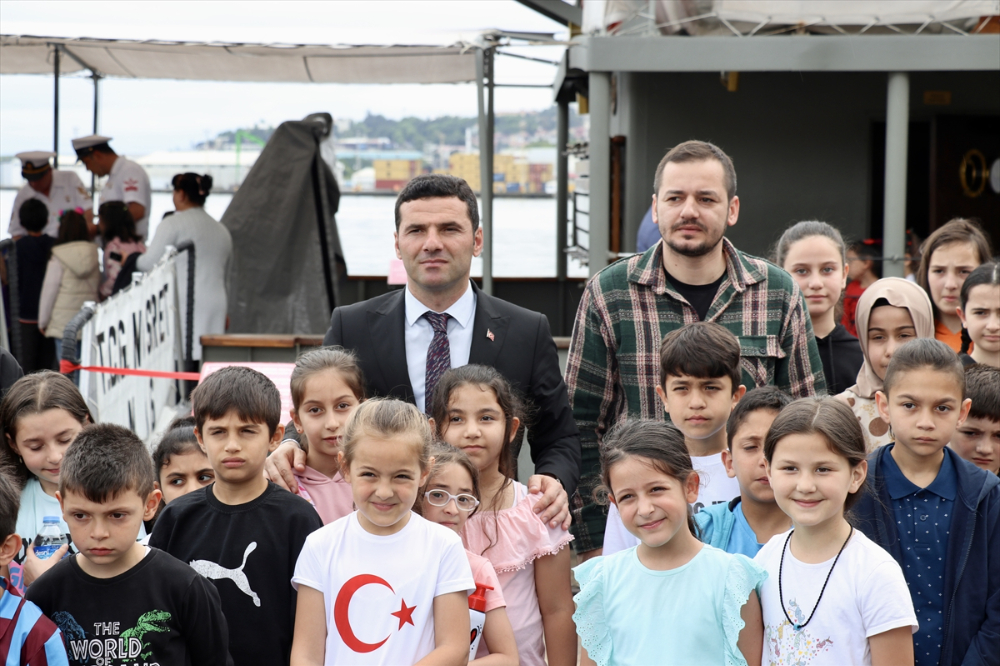 TCG Nusret N-16 Müze Gemisi Trabzon'da ziyarete açıldı