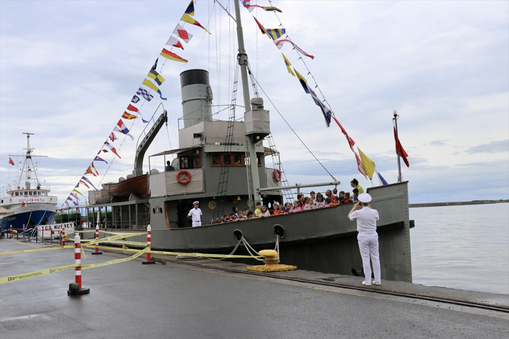 TCG Nusret N-16 Müze Gemisi Trabzon'da ziyarete açıldı