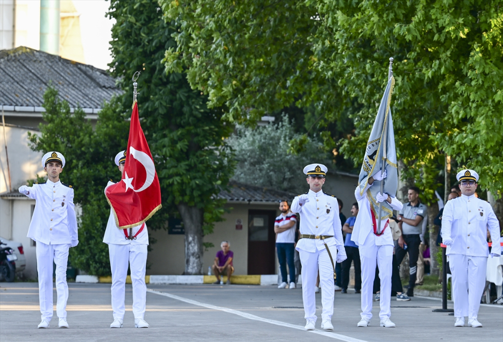 İTÜ Denizcilik Fakültesi mezunları diplomalarını törenle aldı
