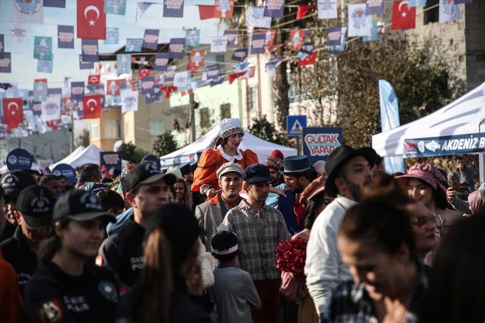 Mersin Karaduvar Balık Festivali'nde 12 ton balık dağıtıldı