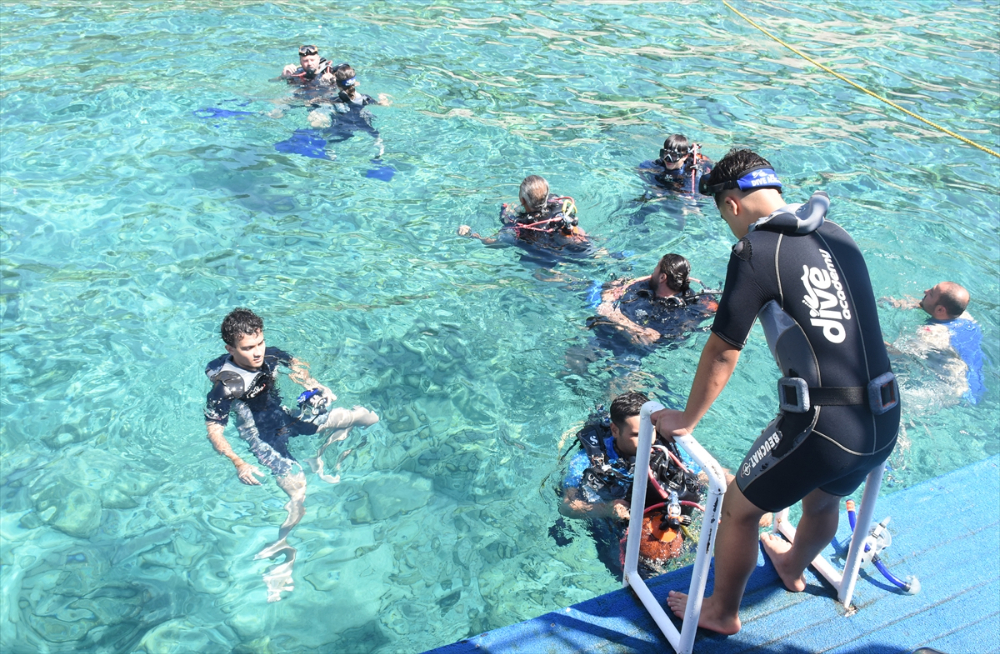 Bodrum, su altı zenginlikleriyle ziyaretçilerini ağırlıyor