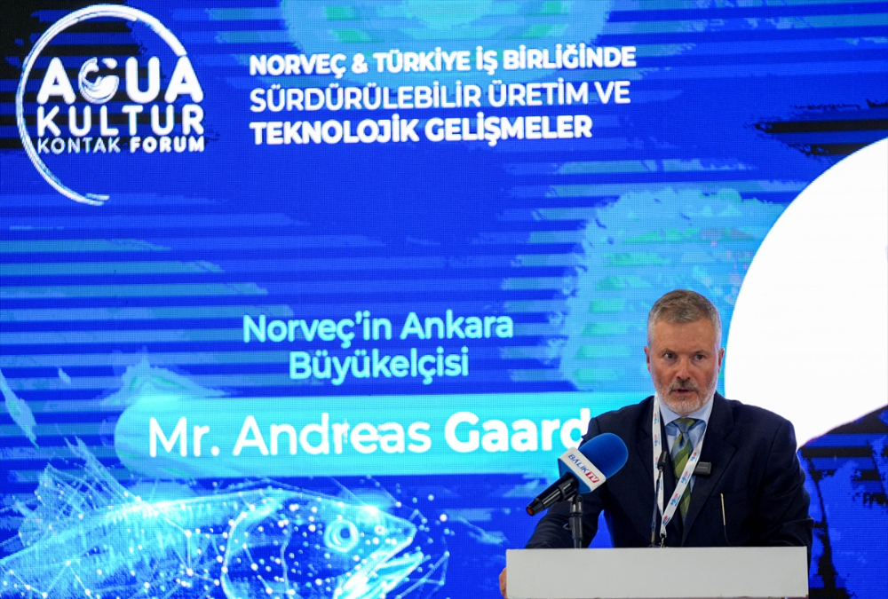 Türkiye ve Norveç'in su ürünlerindeki işbirliği İzmir'de düzenlenen forumda ele alındı