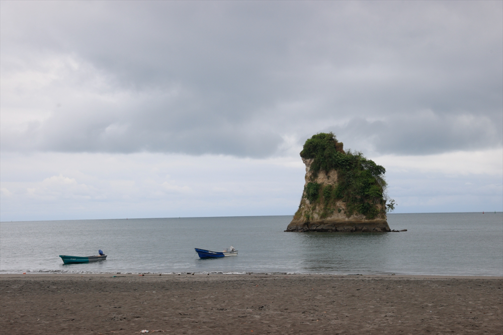 Kolombiya'nın zengin balıkçılık gelenekleriyle tanınan liman kenti Tumaco'da günlük yaşam