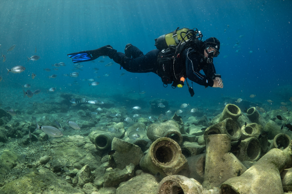 Dört mevsim dalış imkanı sunan Fethiye'nin su altı güzellikleri