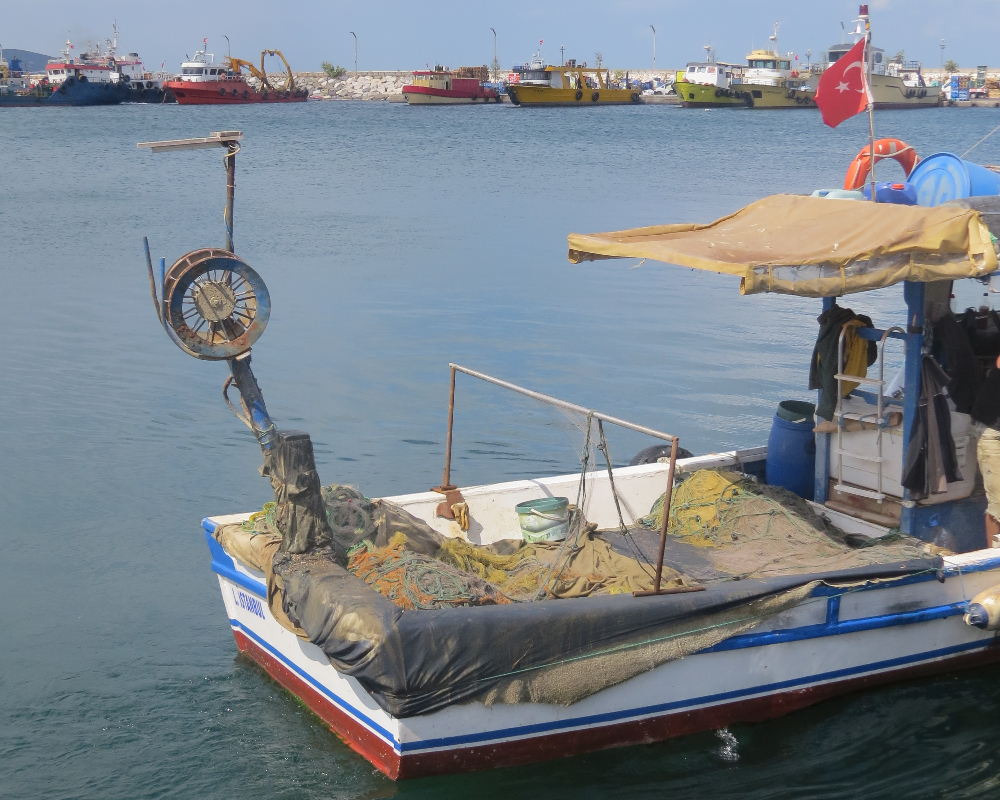 Küçükyalı Balıkçı Barınağı