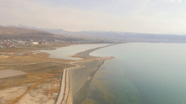 Van Gölü’nü kirlilikten kurtarmak için 'Eylem Planı' toplantısı