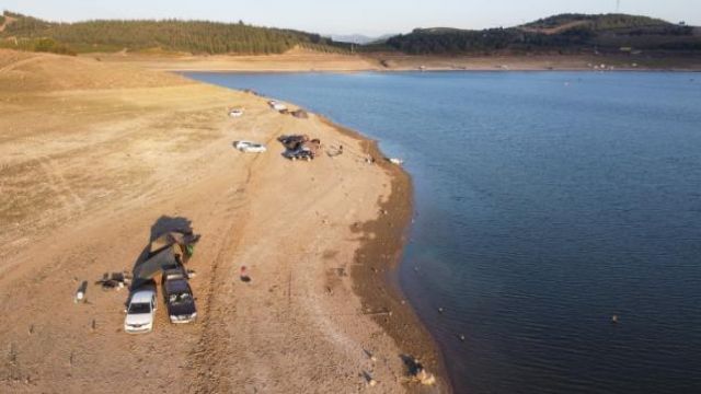 Bilecik'te en büyük balığı tutmak için kıyasıya yarıştılar