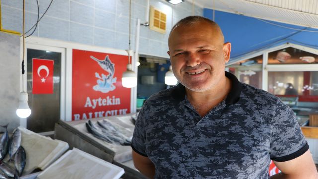 Palamut bolluğu balıkçıların yüzünü güldürmeye devam ediyor