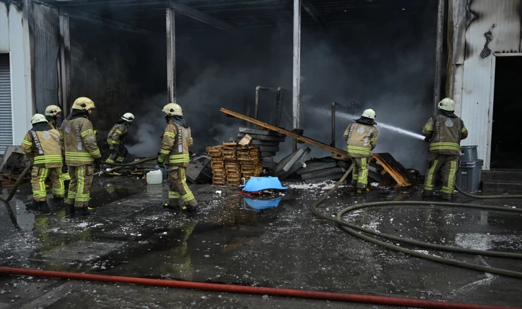 Gürpınar Balık Hali'nde Yangın