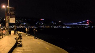 İstanbul'da Yasağa rağmen balık tutuldu
