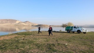 Kızılırmak'ta kaçak yollarla balık avlayan 3 şüpheli yakalandı