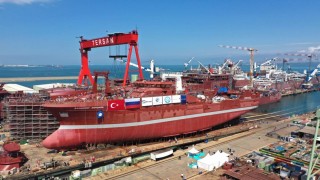 Rusya'ya yapılan balıkçı gemisi denize indirildi