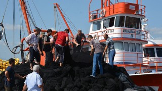 Karadenizli balıkçılar "vira bismillah" demek için gün sayıyor