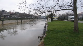 Sadabad Deresi'ndeki koku ve kirliliğe vatandaşlar tepki gösterdi