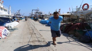 Adanalı balıkçılar yeni av sezonuna umutla hazırlanıyor