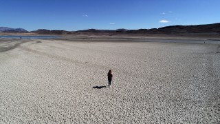 Karacalar Barajı'nın suyu 300 metre çekildi, zemin tarım arazisine dönüştü