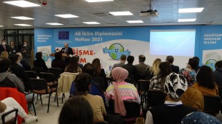 'İklim değişikliğiyle mücadelede karbondioksit salınımlarının azaltılması gerekiyor'