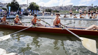 Haliç, uluslararası kürek yarışlarına ev sahipliği yaptı