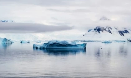 Araştırma: Antarktika'daki deniz buzu 43 yılın en düşük seviyesine geriledi