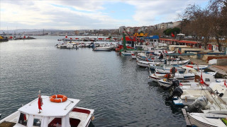 Küçük tekne balıkçıları karides, dil ve pisi balığı için Marmara'ya açılacak