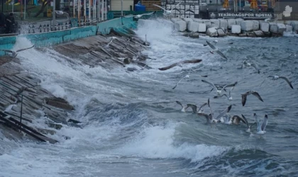 Tekirdağ'da deniz ulaşımına lodos engeli