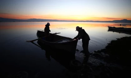 Tunceli'de kaçak olarak balık avlayan kişiye 3 bin 374 lira ceza kesildi