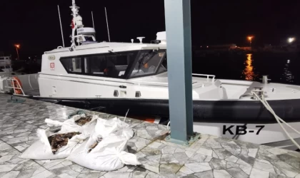 İzmir Körfezi'nde kaçak avlanan 17 kişiye para cezası kesildi