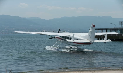 Marmara'da kirliliğe neden olan deniz araçları uçakla yapılan denetimlerle belirleniyor