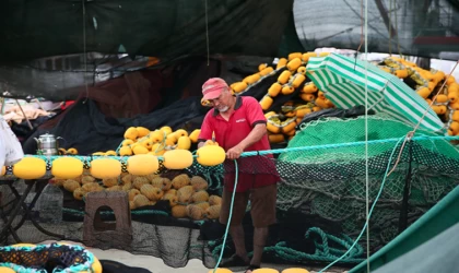 Ege Denizi'nin mevsimlik işçileri "vira bismillah" demeye hazırlanıyor