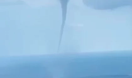 Trabzon'da denizde hortum meydana geldi