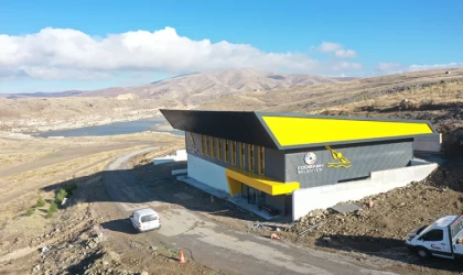 Bozkırın ortasındaki Yamula Barajı, su sporlarının merkezi olmaya aday