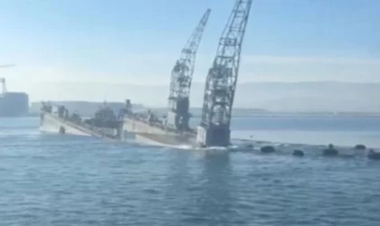 Kocaeli'de tersanede batan yüzer havuzdaki 24 kişi kurtarıldı