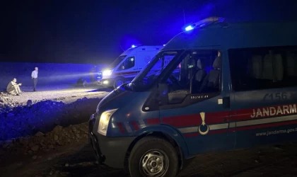 Adana'da baraj gölüne düşen kişi kayboldu