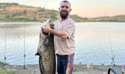 Yasak dönemde balık avlayıp sosyal medyada paylaşan 2 kişiye para cezası