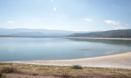 Bolu'daki Gölköy baraj gölünde su seviyesi yüzde 30'un altına düştü